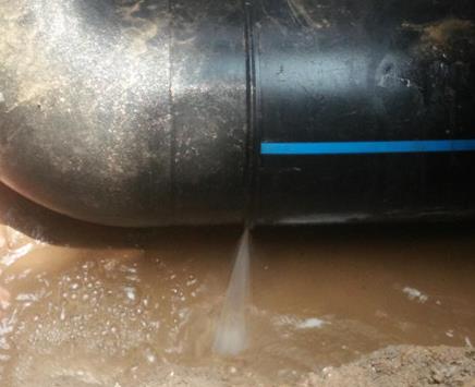 内江市楼顶渗水维修公司为大家分享下内江市卫生间漏水维修修补技术!